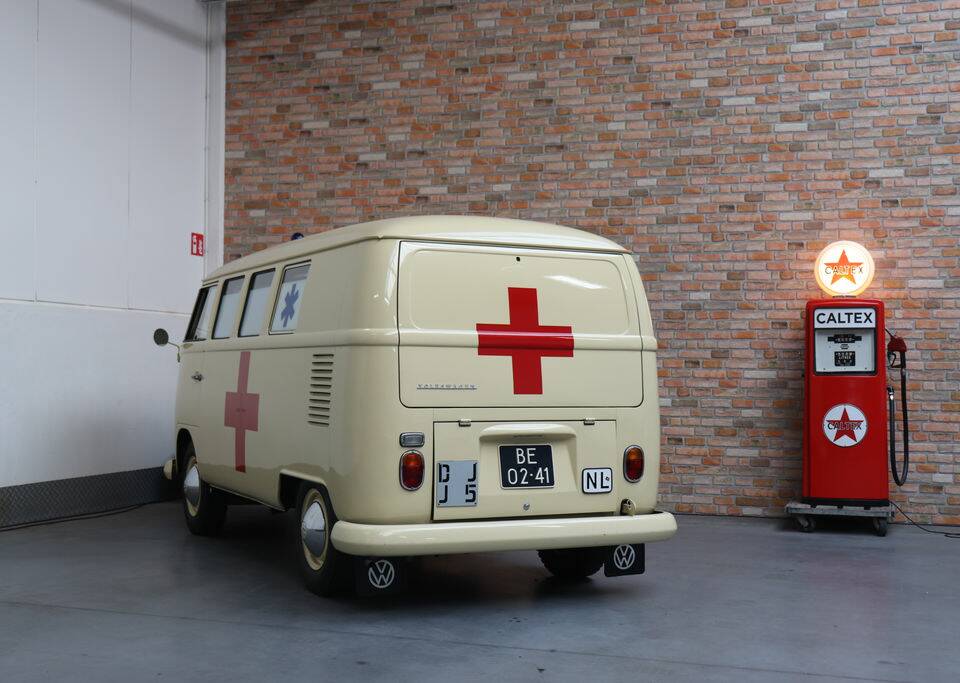 Immagine 5/8 di Volkswagen T1 panel van (1965)