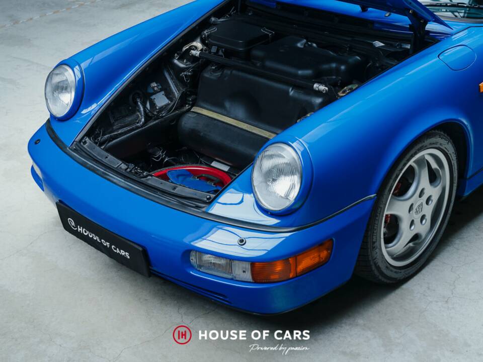 Image 13/25 of Porsche 911 Carrera 4 (1992)