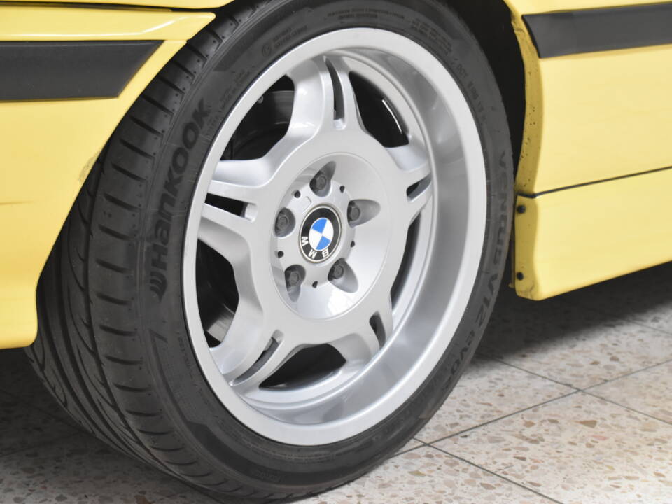 Image 7/28 of BMW M3 (1998)