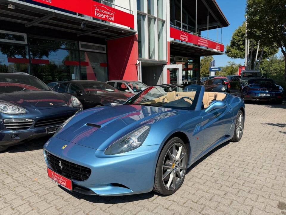 Immagine 3/42 di Ferrari California (2011)
