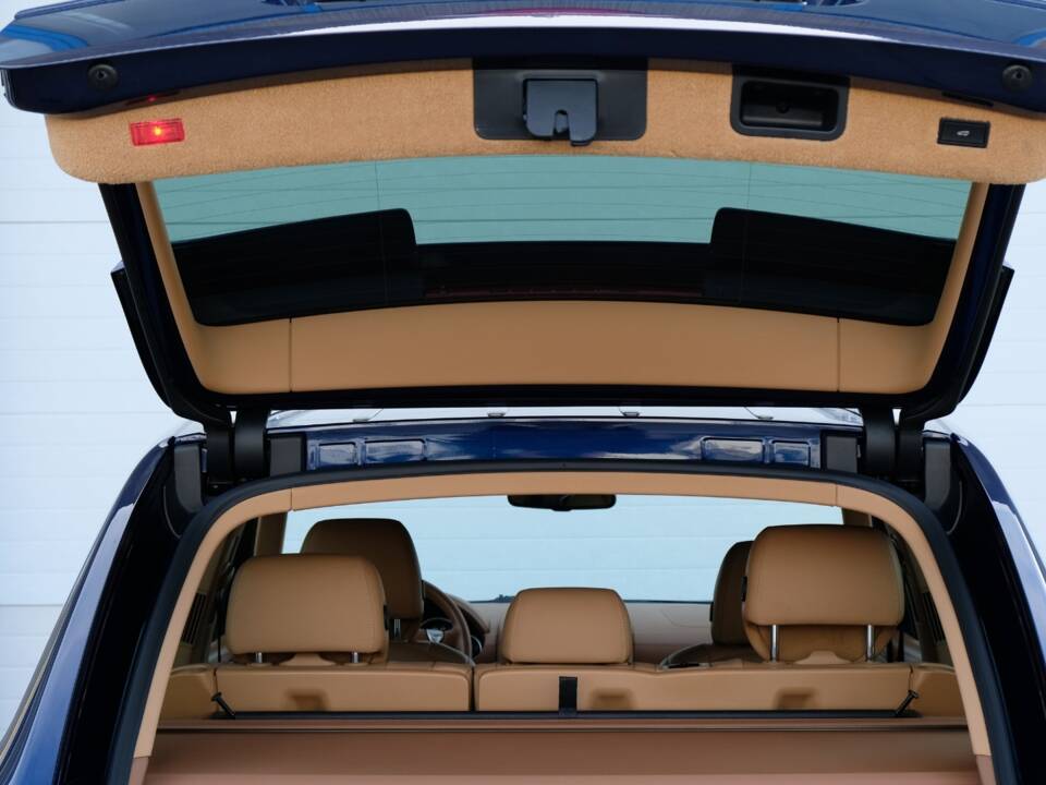 Immagine 22/70 di Porsche Cayenne S (2007)