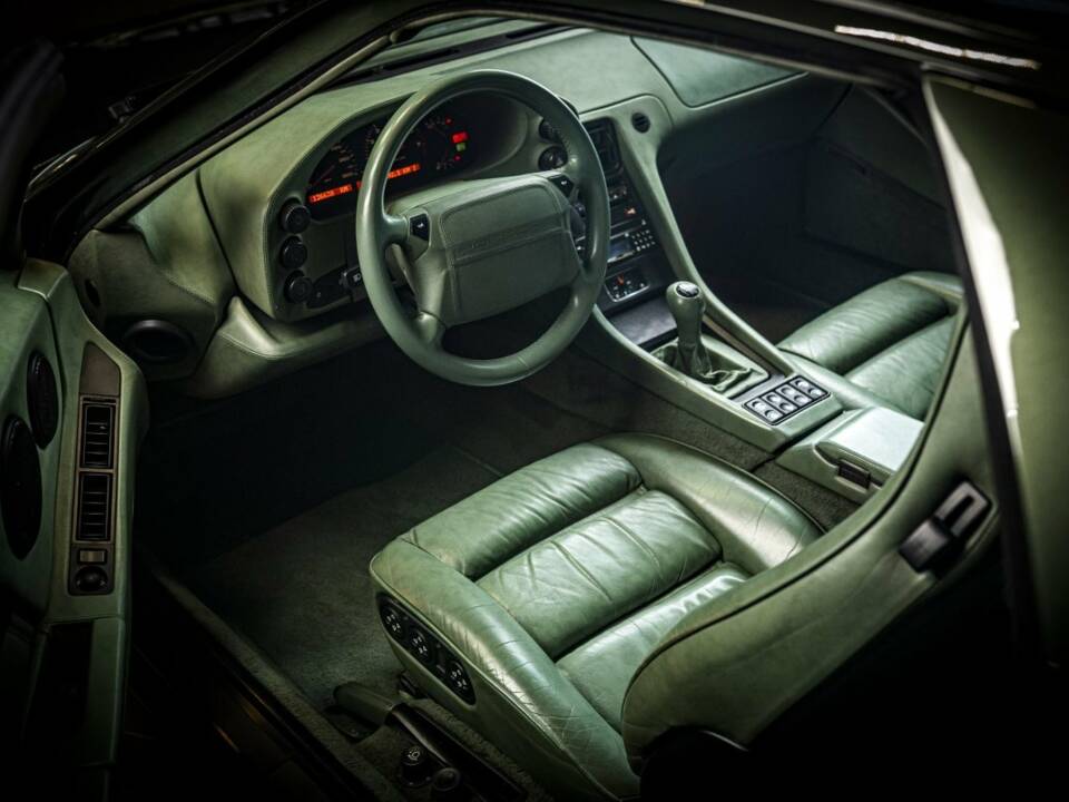 Image 7/15 of Porsche 928 GTS (1992)