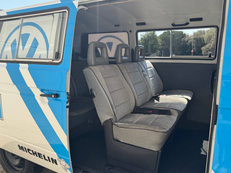 Bild 11/37 von Volkswagen T3 Caravelle 1.9 (1989)