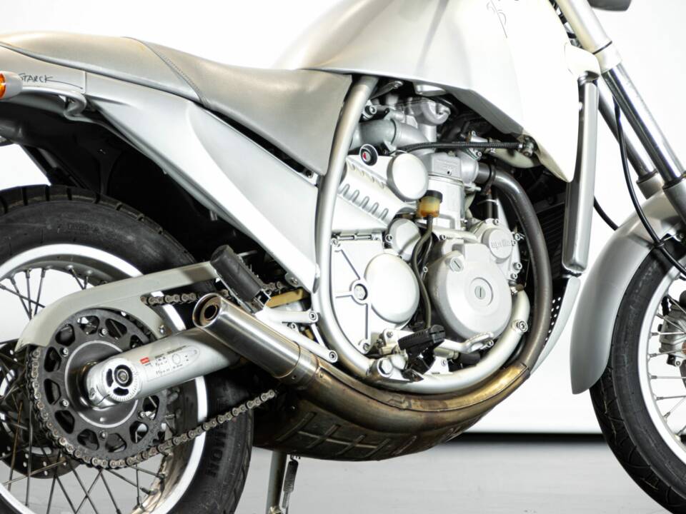 Bild 11/50 von Aprilia Moto 6.5 (2000)