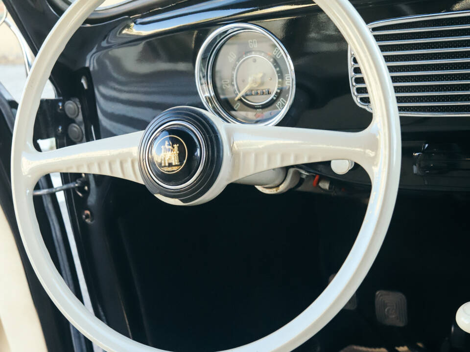 Image 90/130 of Volkswagen Beetle 1200 Export &quot;Oval&quot; (1954)