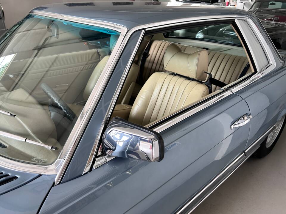 Image 8/39 de Mercedes-Benz 350 SLC (1978)