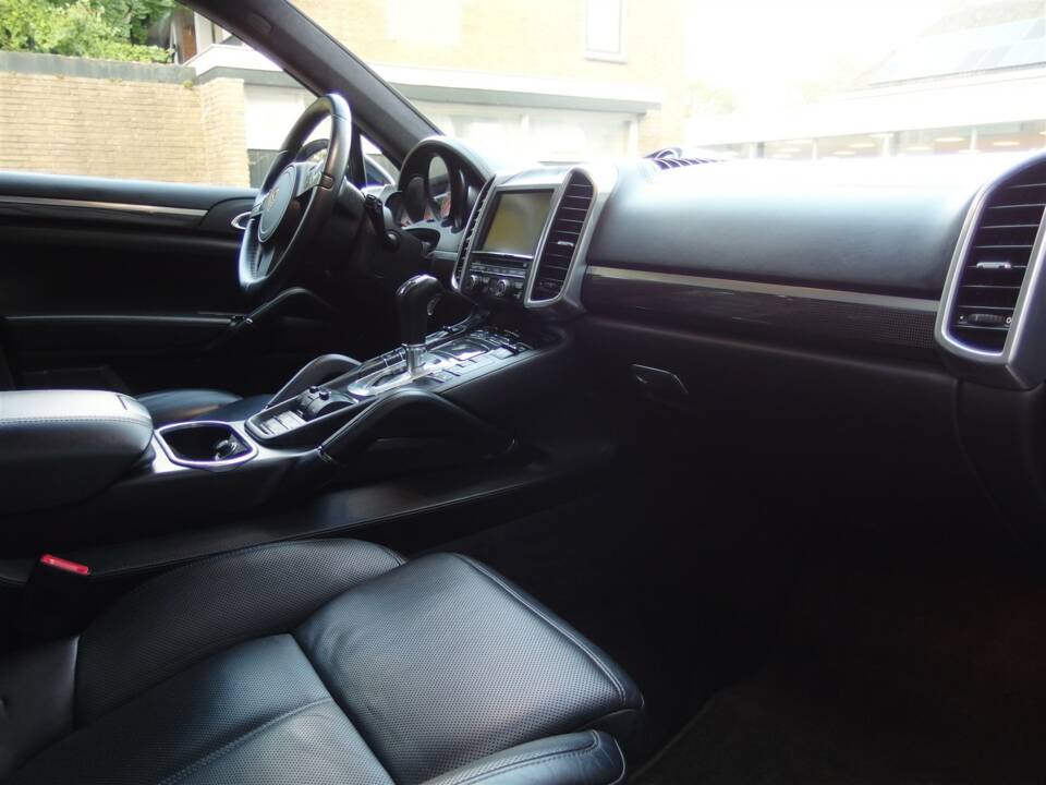Imagen 53/97 de Porsche Cayenne Turbo (2011)