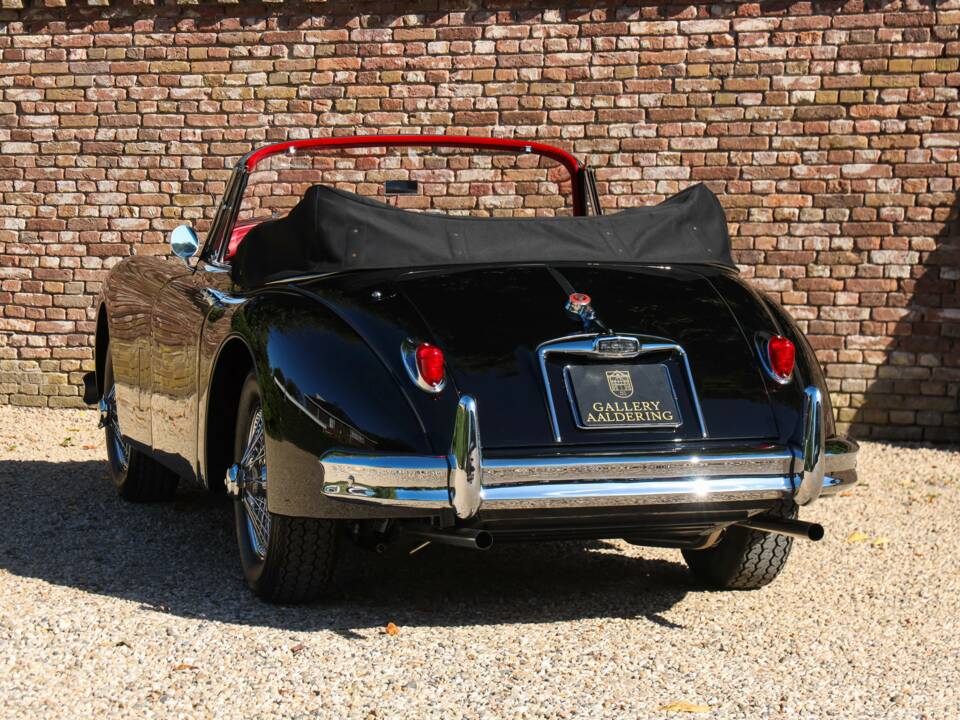 Image 41/50 of Jaguar XK 150 3.4 S DHC (1958)