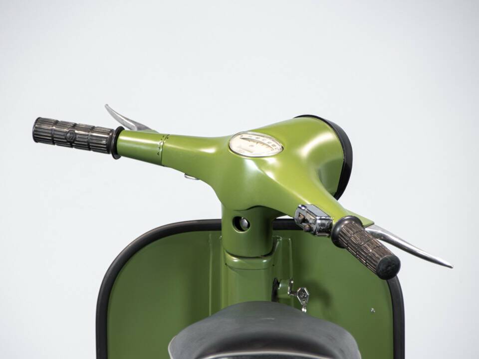 Image 30/40 of Piaggio DUMMY (1975)