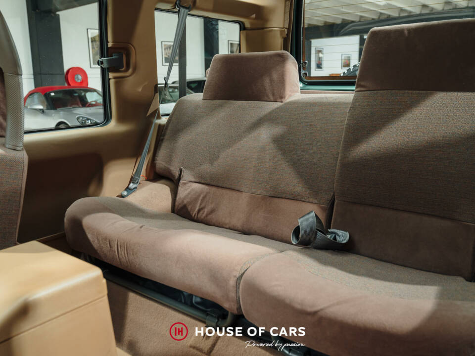 Image 23/25 of Land Rover Discovery (1991)