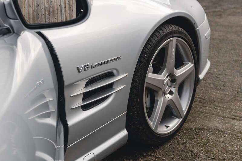 Image 46/50 de Mercedes-Benz SL 55 AMG (2006)
