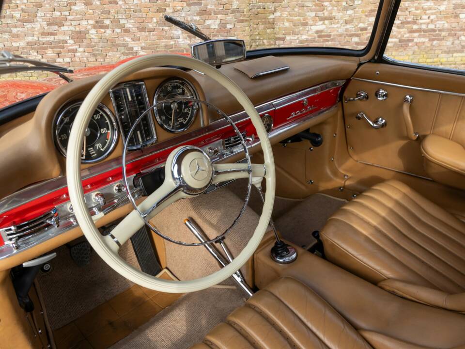 Image 29/50 of Mercedes-Benz 300 SL Roadster (1957)