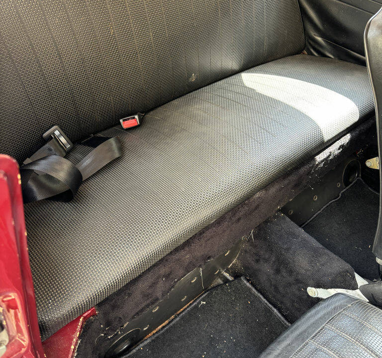Image 6/7 of Volkswagen Beetle 1500 (1970)