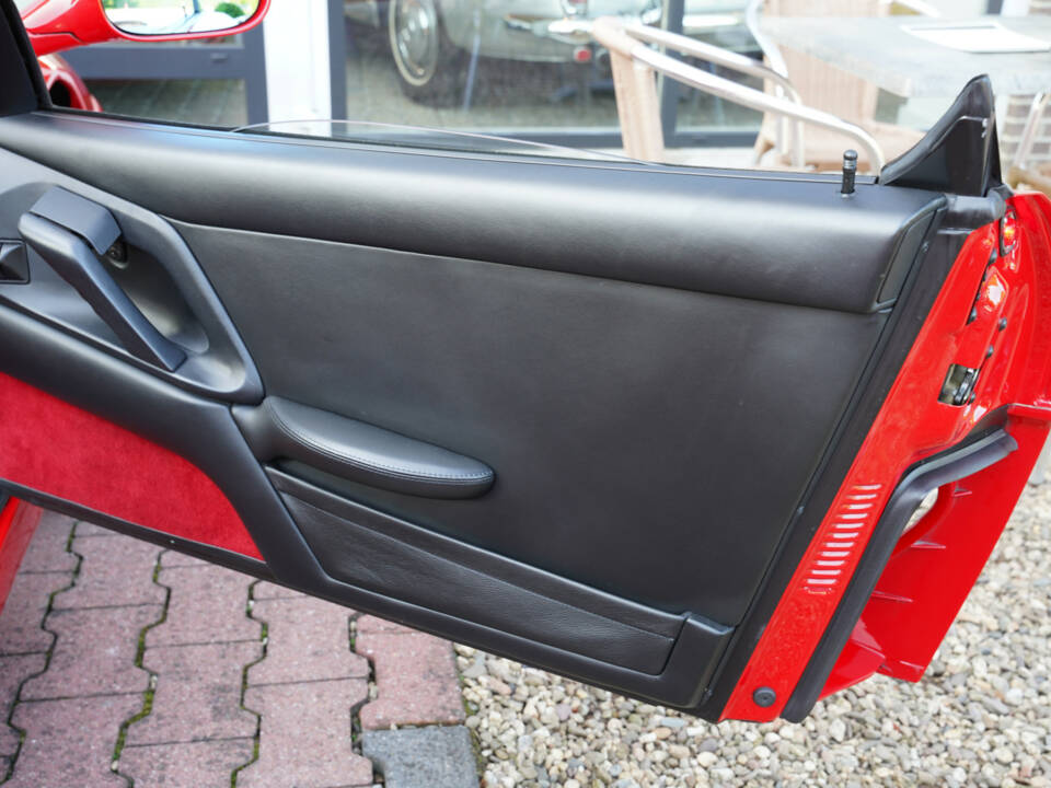 Imagen 11/50 de Ferrari F 355 F1 GTS (1998)