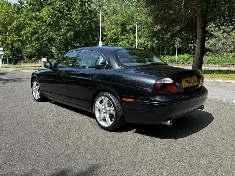 Bild 14/50 von Jaguar S-Type 4.2 V8 R (2004)