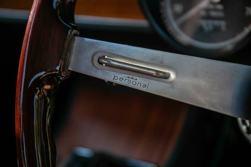 Image 34/45 of Alfa Romeo 2000 GT Veloce (1975)