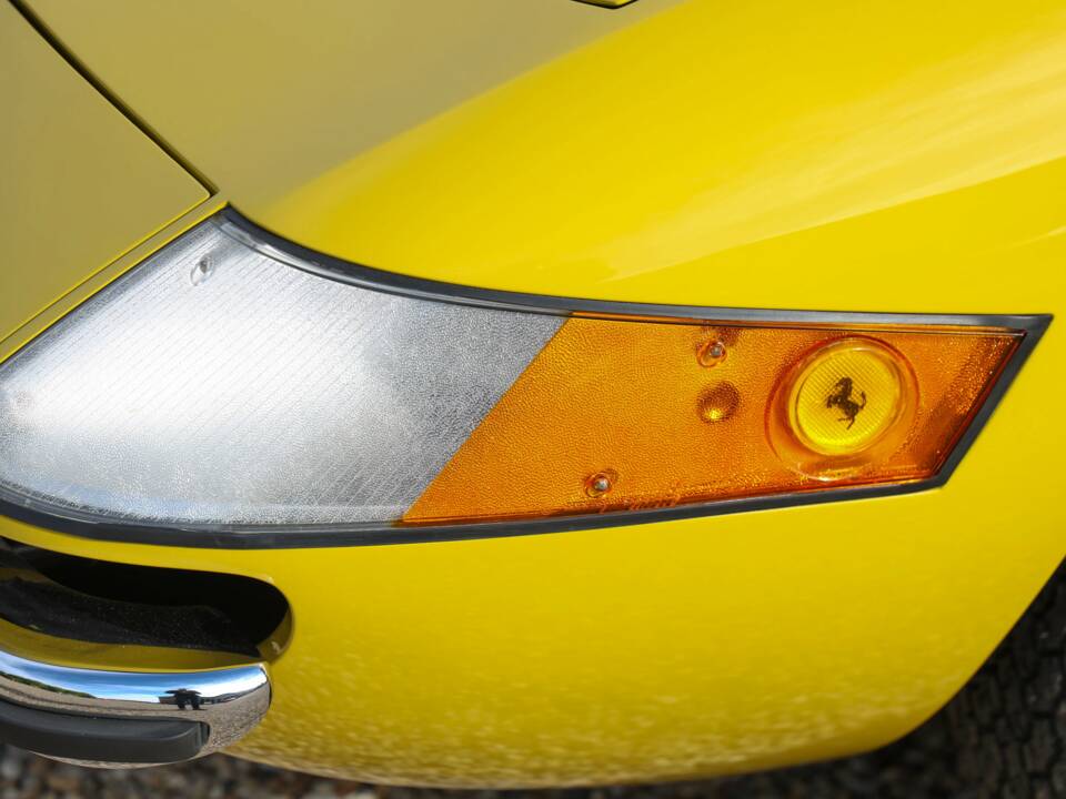 Obraz 21/50 pojazdu Ferrari 365 GTB/4 Daytona (1971)