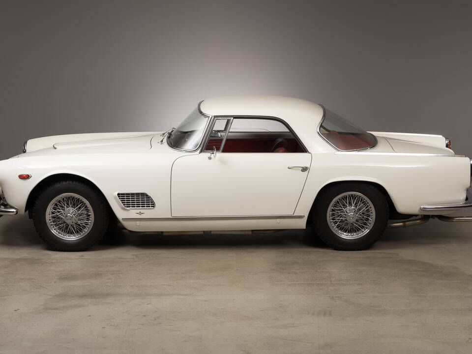 Image 4/39 of Maserati 3500 GT Touring (1961)