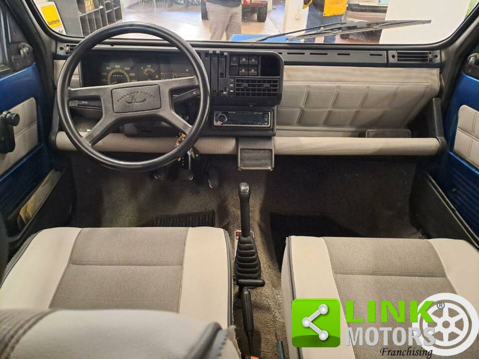 Bild 8/10 von FIAT Panda 4x4 1,0 (1989)