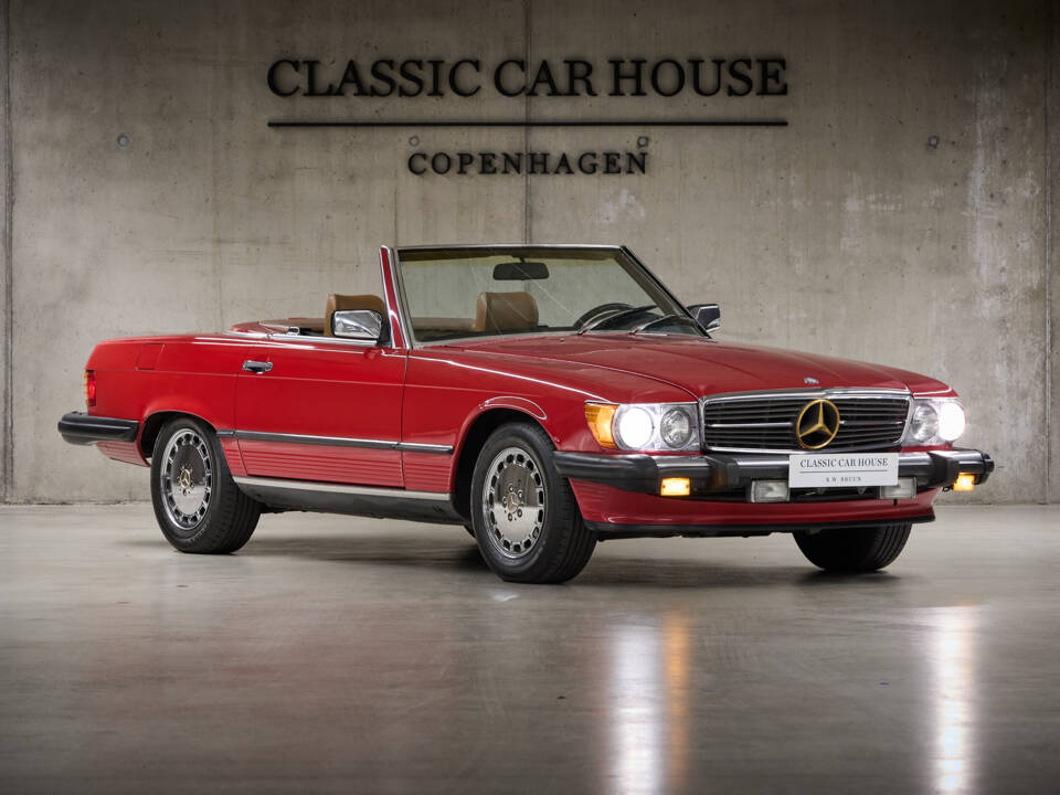 Image 13/89 of Mercedes-Benz 560 SL (1986)