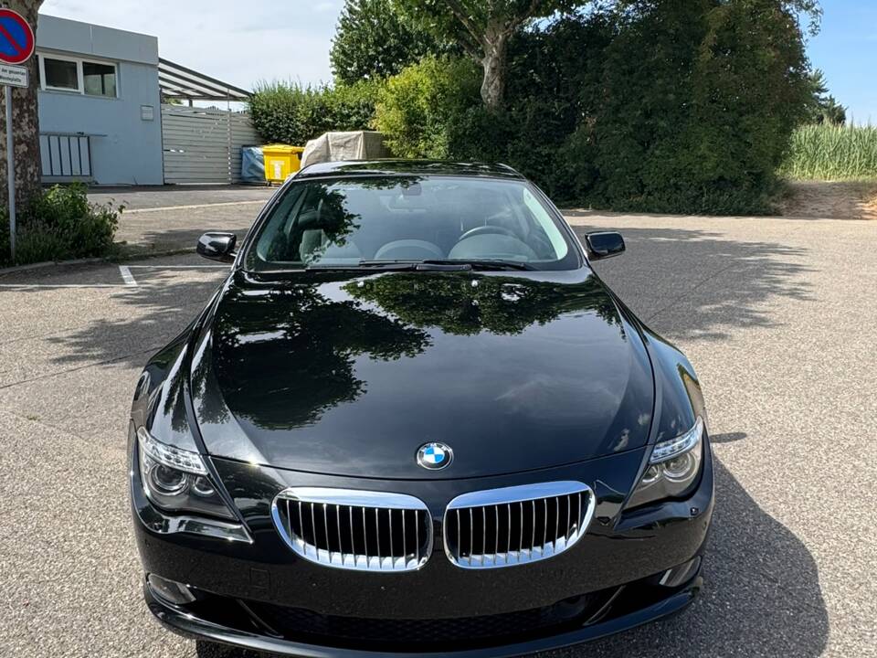 Bild 10/99 von BMW 650i (2007)