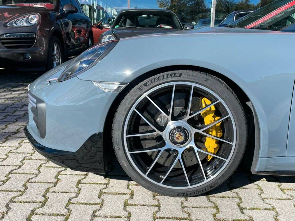 Image 9/20 de Porsche 911 Turbo S (2018)