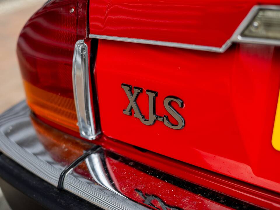 Imagen 31/50 de Jaguar XJ-S Convertible (1989)