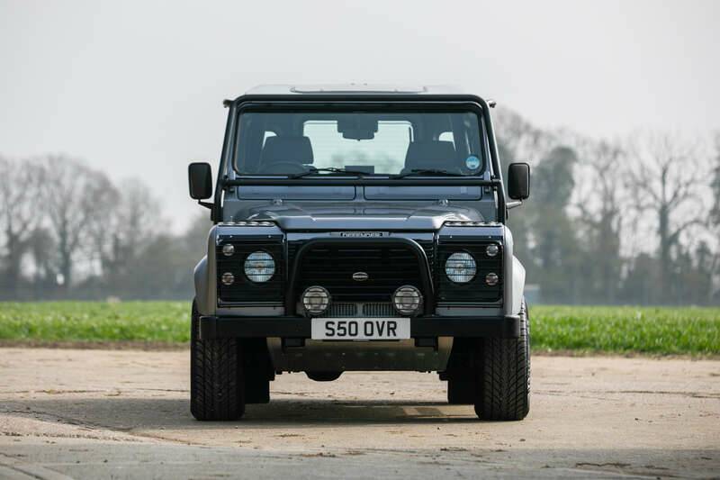 Image 6/50 of Land Rover Defender 90 "50th Anniversary" (1998)