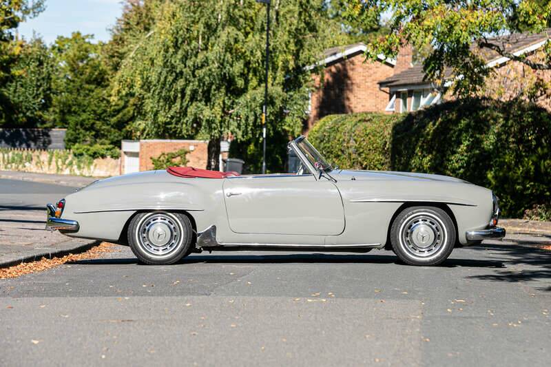 Image 5/46 of Mercedes-Benz 190 SL (1960)