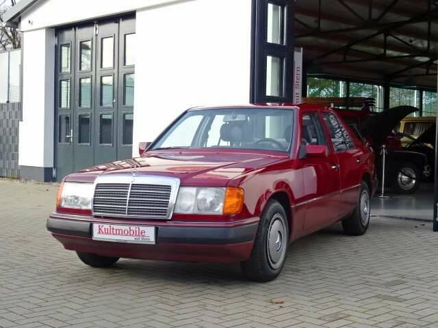 Bild 2/24 von Mercedes-Benz 230 E (1990)