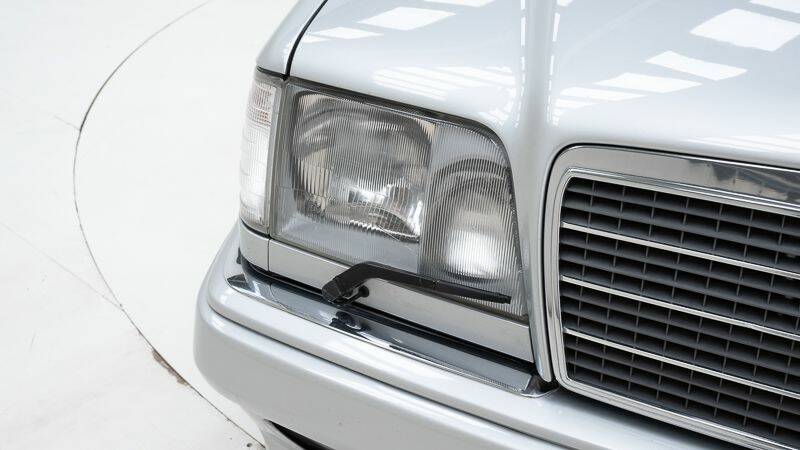 Bild 10/15 von Mercedes-Benz E 36 AMG (1995)