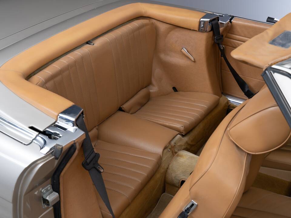 Bild 21/23 von Mercedes-Benz 560 SL (1987)