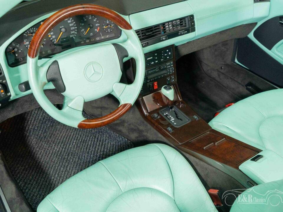 Image 18/19 de Mercedes-Benz SL 320 (1996)