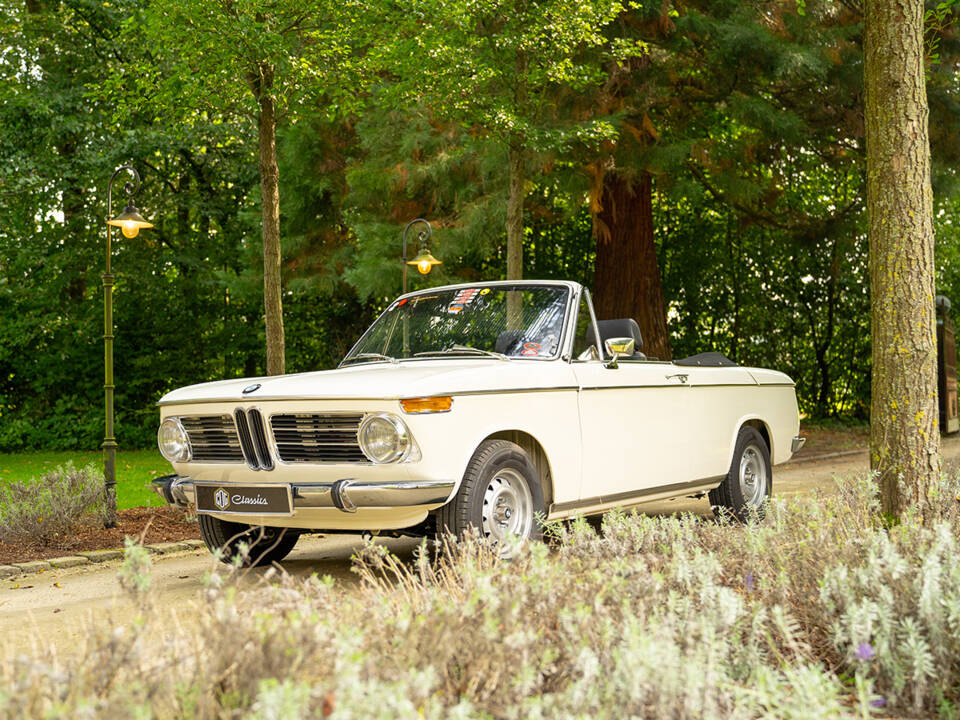 Bild 2/76 von BMW 2002 Cabriolet (1971)