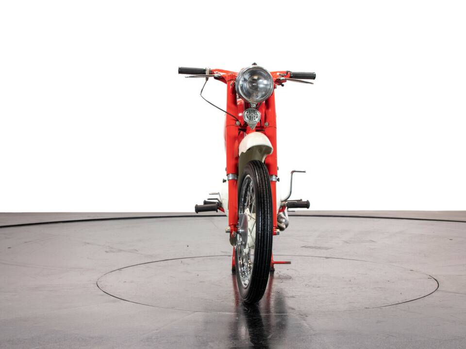 Bild 8/23 von Parilla DUMMY (1961)