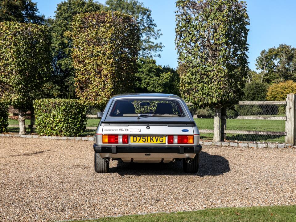 Image 12/50 of Ford Capri 2,8i (1987)