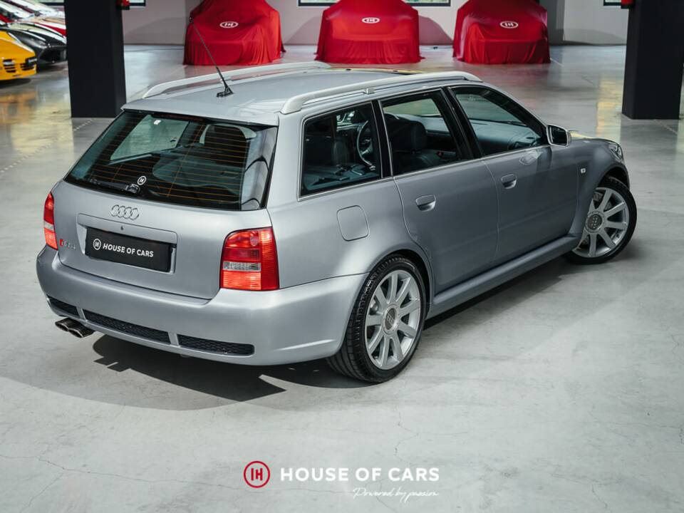 Bild 7/24 von Audi RS4 Avant (2001)