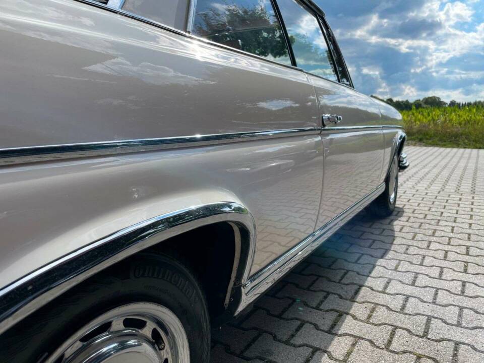 Imagen 10/20 de Mercedes-Benz 220 SE b (1965)