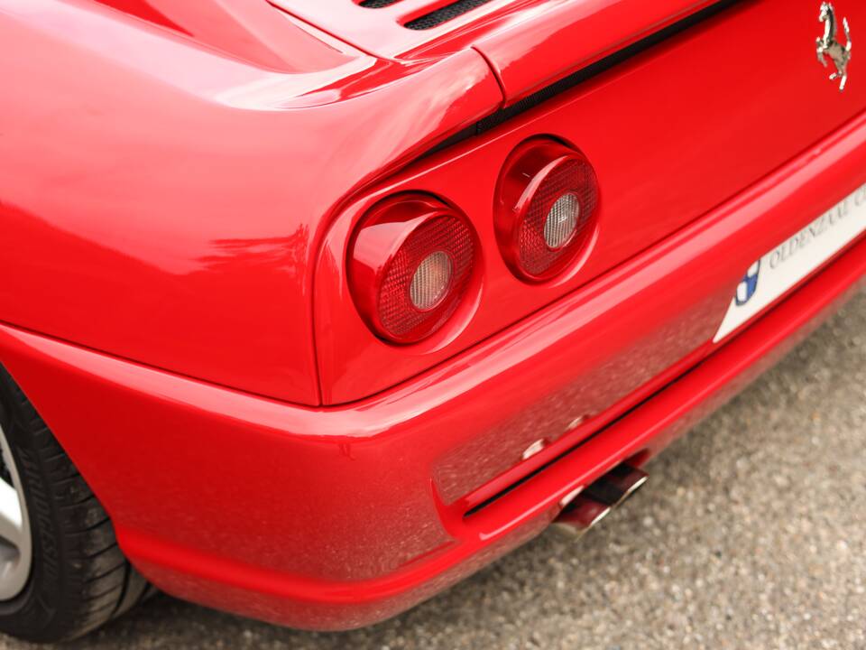 Image 78/93 of Ferrari F 355 Berlinetta (1997)