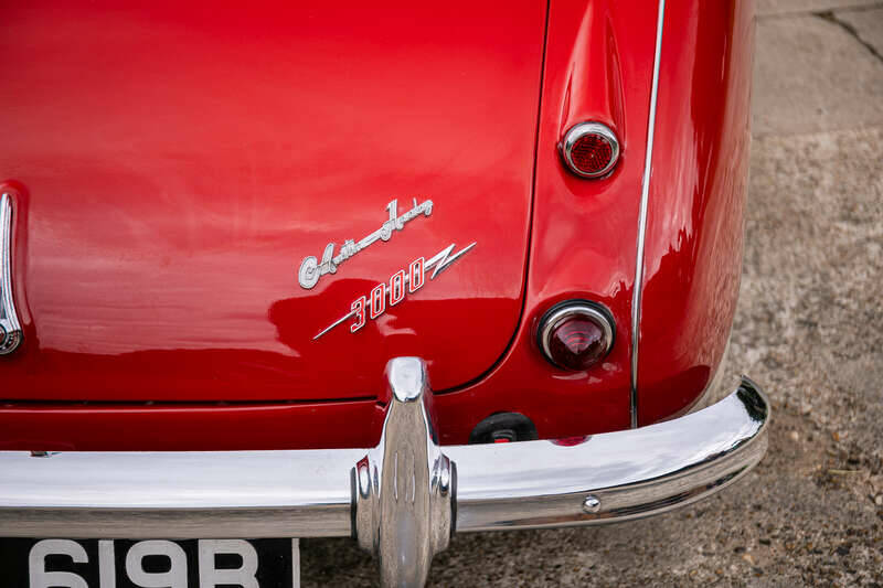 Imagen 31/39 de Austin-Healey 3000 Mk II (BJ7) (1963)