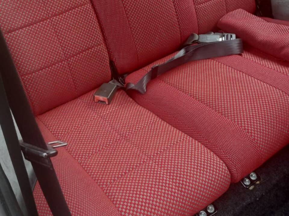 Bild 20/29 von Lancia Y10 Turbo (1985)