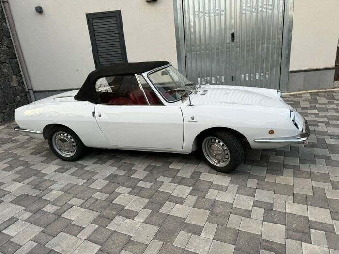 Imagen 4/7 de FIAT 850 Sport Spider (1969)