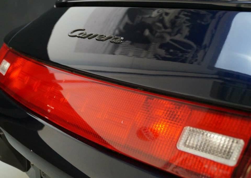Image 14/50 of Porsche 911 Carrera (1995)