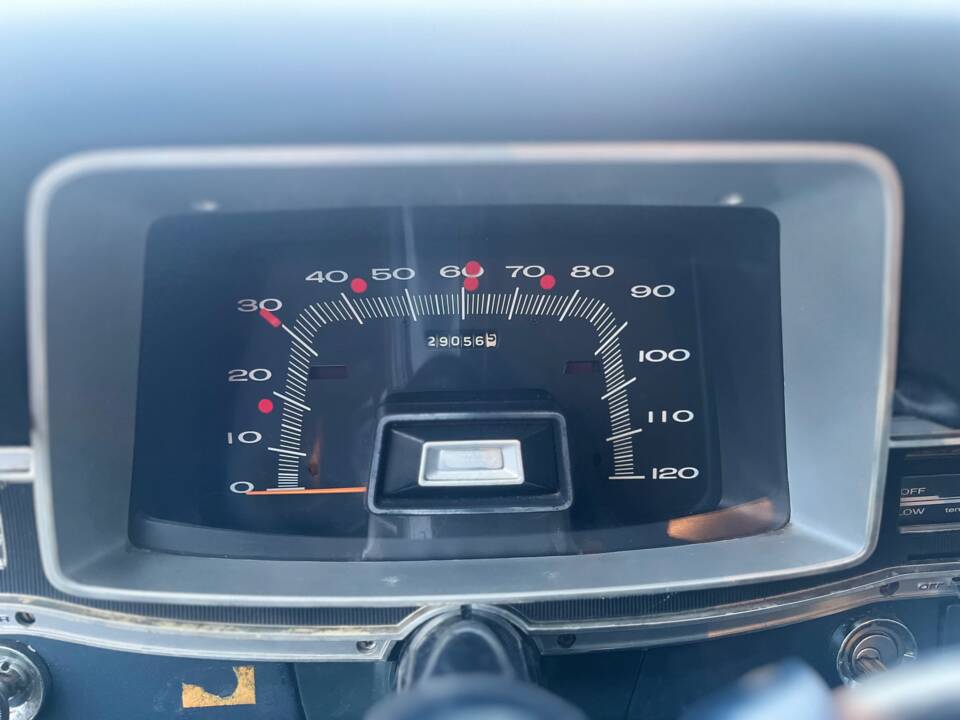 Bild 13/26 von Plymouth Fury I (1966)