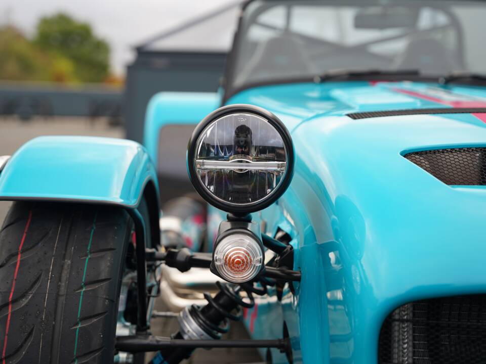 Image 37/50 of Caterham Seven 420 R (2026)