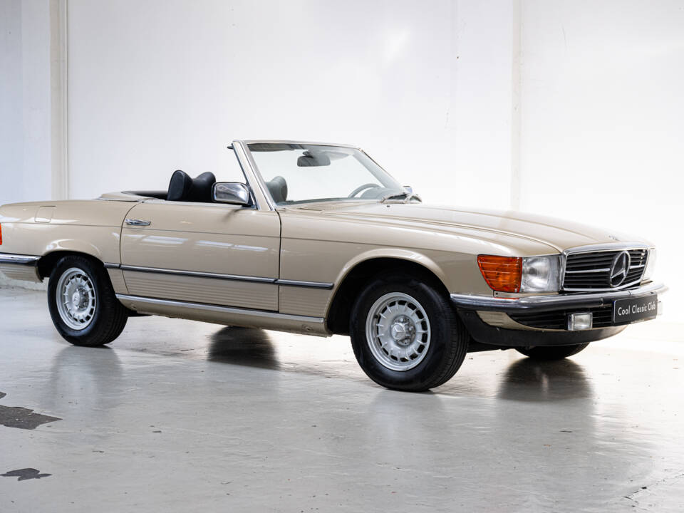 Image 3/43 de Mercedes-Benz 350 SL (1978)