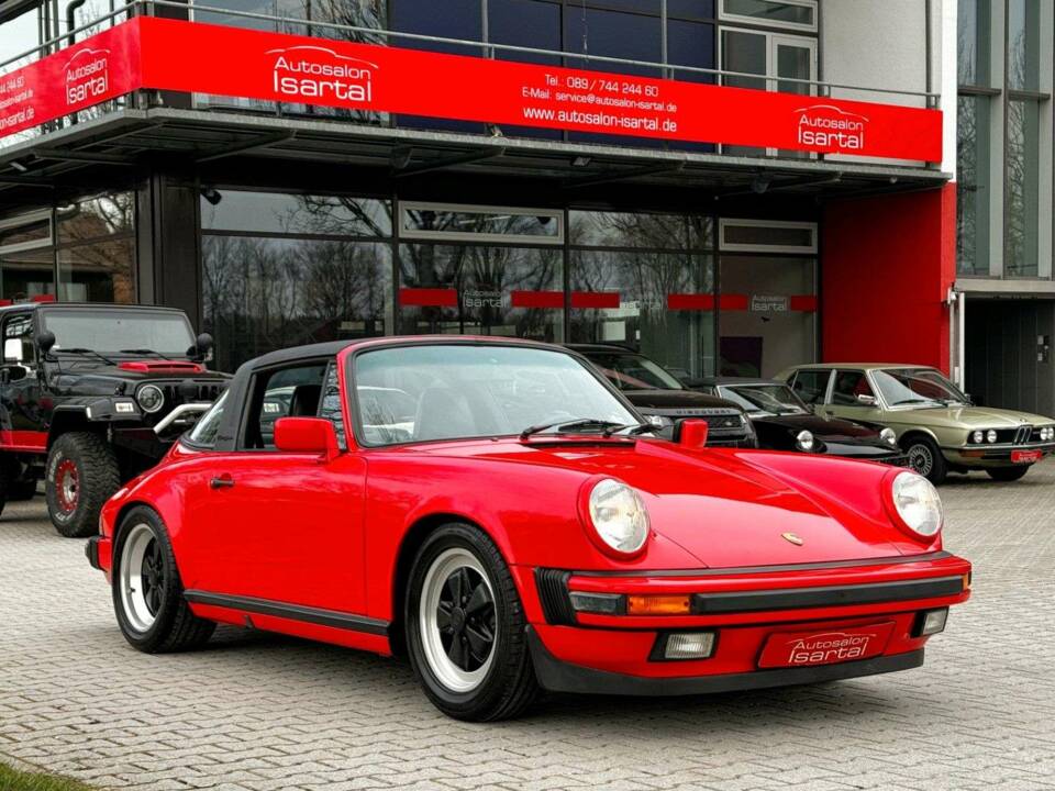 Bild 1/20 von Porsche 911 Carrera 3.2 &quot;25 years 911&quot; (1989)