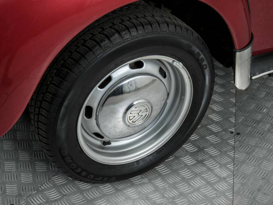 Image 35/50 of Volkswagen Beetle 1303 LS (1977)