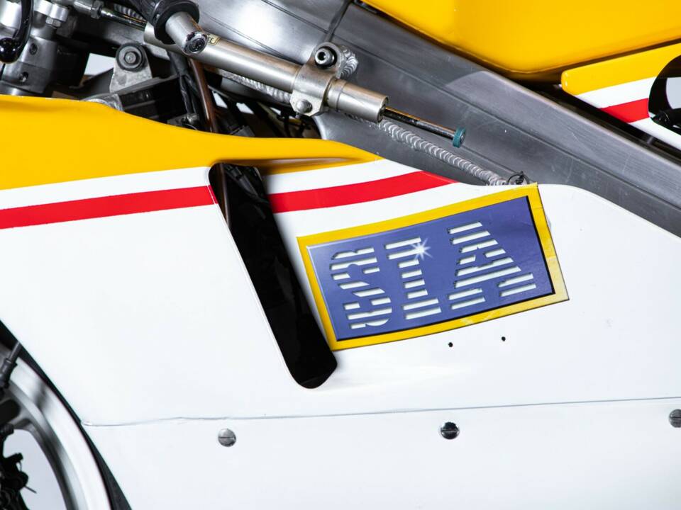 Image 21/50 de Honda DUMMY (1992)