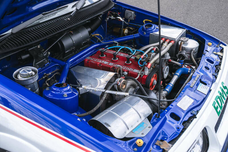 Image 11/50 de Ford Sierra RS 500 Cosworth (1990)
